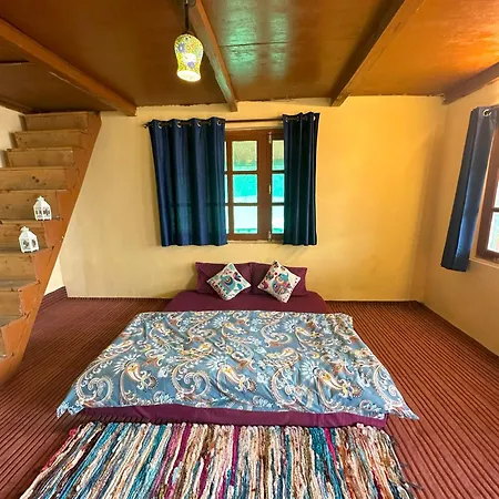 Ahorastays Manali  Exterior photo